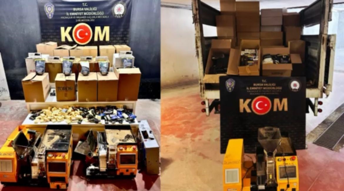 BURSA’DA KAÇAKÇILIĞA EŞ ZAMANLI OPERASYON: BİNLERCE KAÇAK ÜRÜN ELE GEÇİRİLDİ