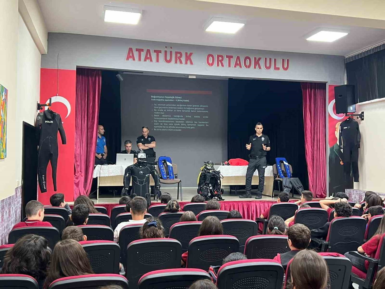 BURSA EMNİYET MÜDÜRLÜĞÜ’NE BAĞLI MUDANYA DENİZ LİMANI ŞUBE MÜDÜRLÜĞÜ EKİPLERİ, YAZ AYLARINDA ARTAN...