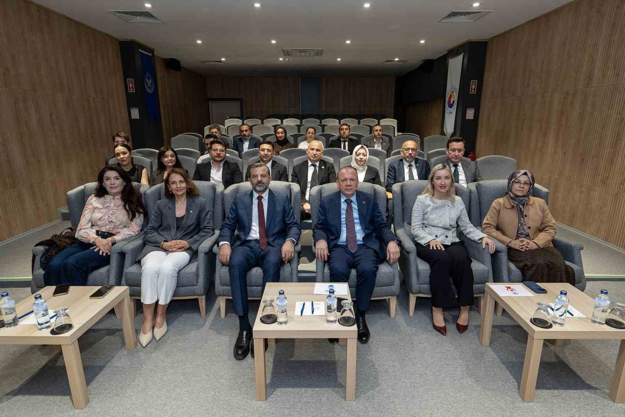 BURSA TİCARET BORSASI İLE GÜRSU BELEDİYESİ ARASINDA, GENÇ KADINLARIN GİRİŞİMCİLİK EKOSİSTEMİNE...