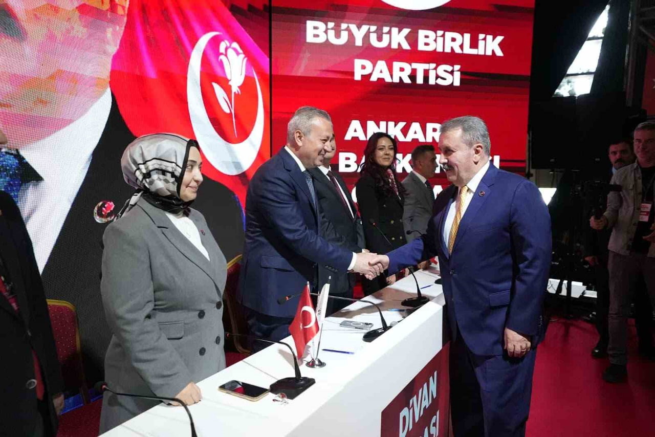 BÜYÜK BİRLİK PARTİSİ (BBP) GENEL BAŞKANI MUSTAFA DESTİCİ, BAYRAM İKRAMİYELERİNE İLİŞKİN...