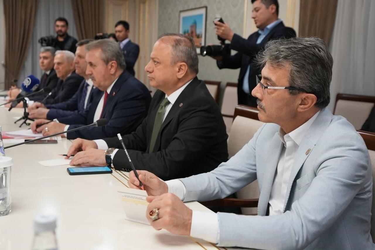 BÜYÜK BİRLİK PARTİSİ GENEL BAŞKANI MUSTAFA DESTİCİ LİDERLİĞİNDEKİ HEYET, ÖZBEKİSTAN’DA BİR DİZİ...