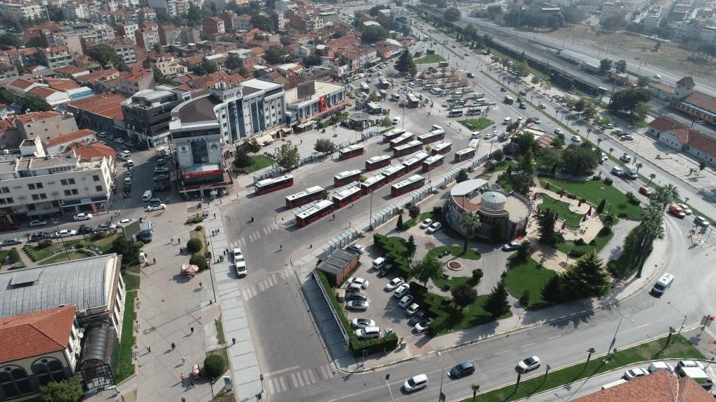 BÜYÜKŞEHİR BELEDİYESİ YENİ DÜZENLEMELER İLE TOPLU TAŞIMA AĞINI RAHATLATIYOR