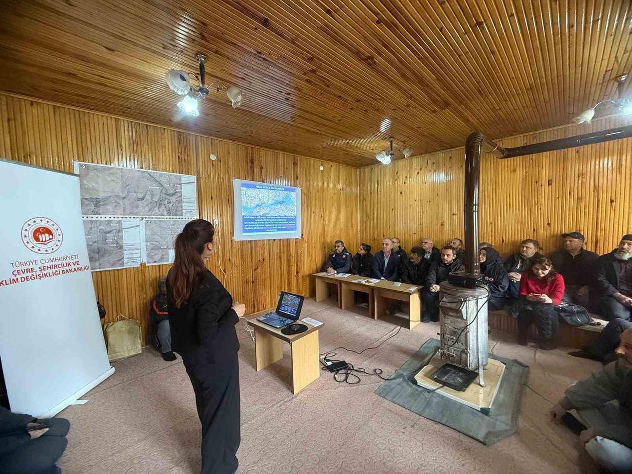 ÇAMLIKOZ VE BAYRAKTAR’DAKİ HES PROJESİ İÇİN HALKIN GÖRÜŞLERİ ALINDI
