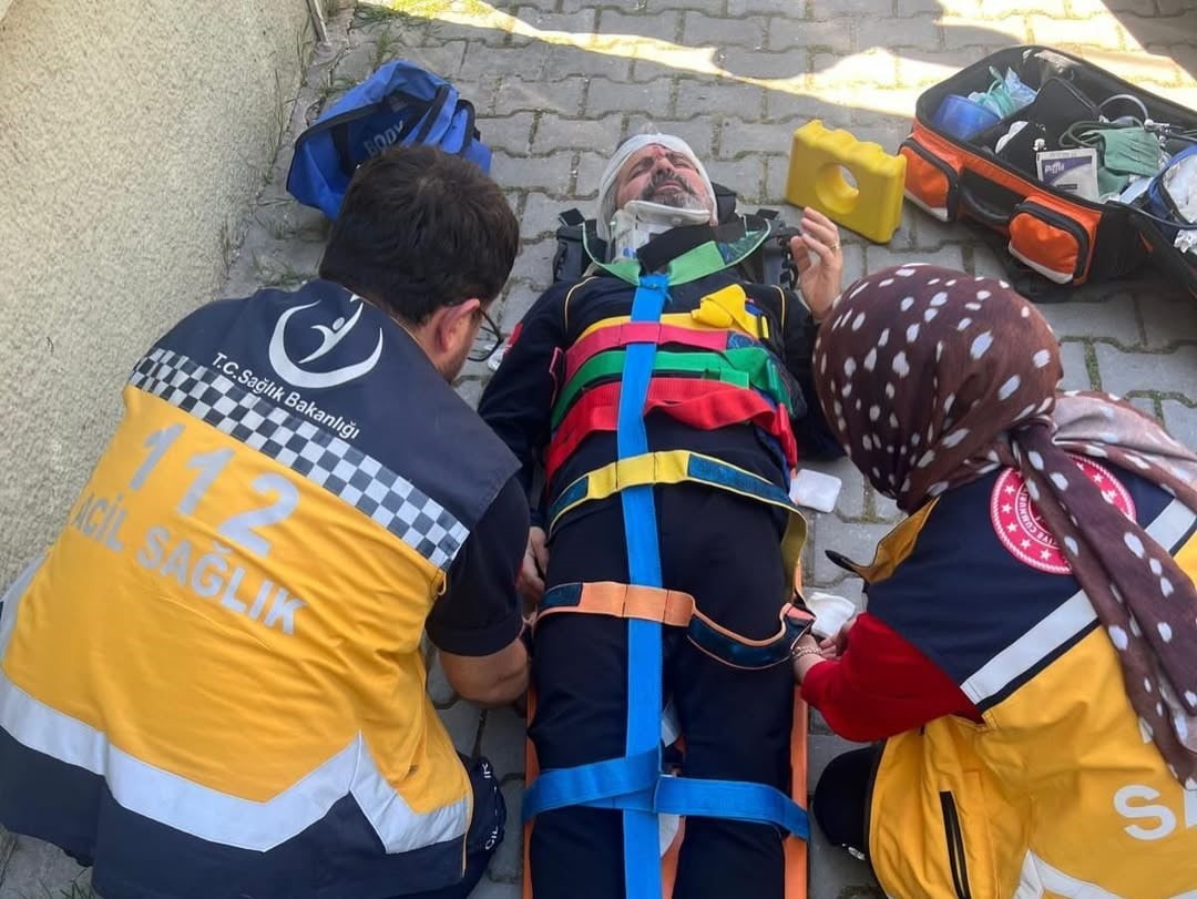 ÇANAKKALE'DE 112 PERSONELİNE TRAVMA İLERİ YAŞAM DESTEĞİ (TİLYAD) EĞİTİMİ VERİLDİ.
