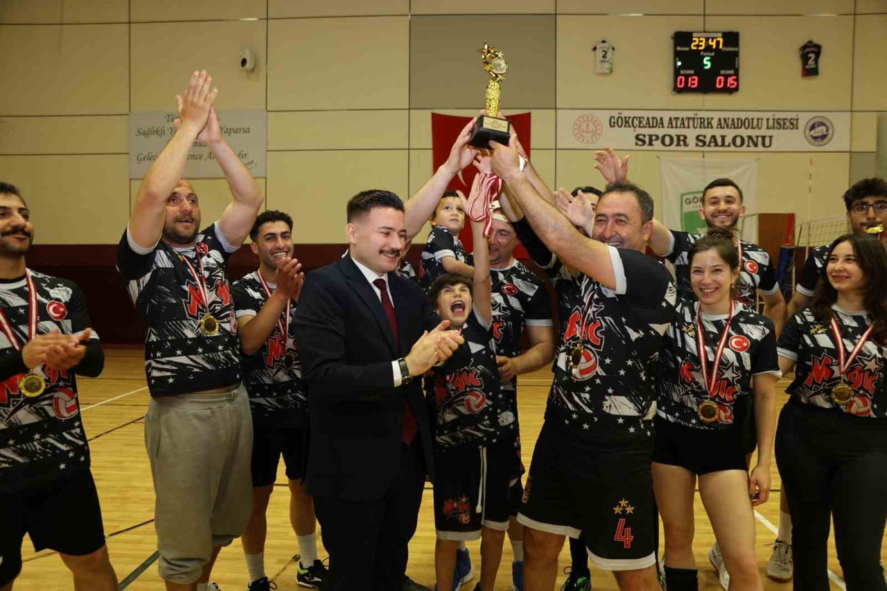 ÇANAKKALE'NİN GÖKÇEADA İLÇESİNDE, 19 MAYIS ATATÜRK’Ü ANMA, GENÇLİK VE SPOR BAYRAMI KAPSAMINDA...