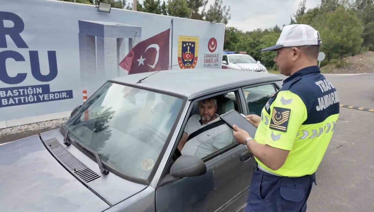 ÇANAKKALE’DE 358 EMNİYET VE JANDARMA TRAFİK PERSONELİ KURBAN BAYRAMI TRAFİĞİNİ DÜZENLENMESİNDE...