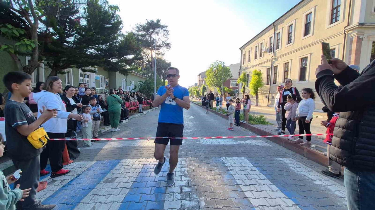 ÇANAKKALE’NİN BAYRAMİÇ İLÇESİNDE 19 MAYIS ATATÜRK’Ü ANMA, GENÇLİK VE SPOR BAYRAMI ETKİNLİKLERİ...