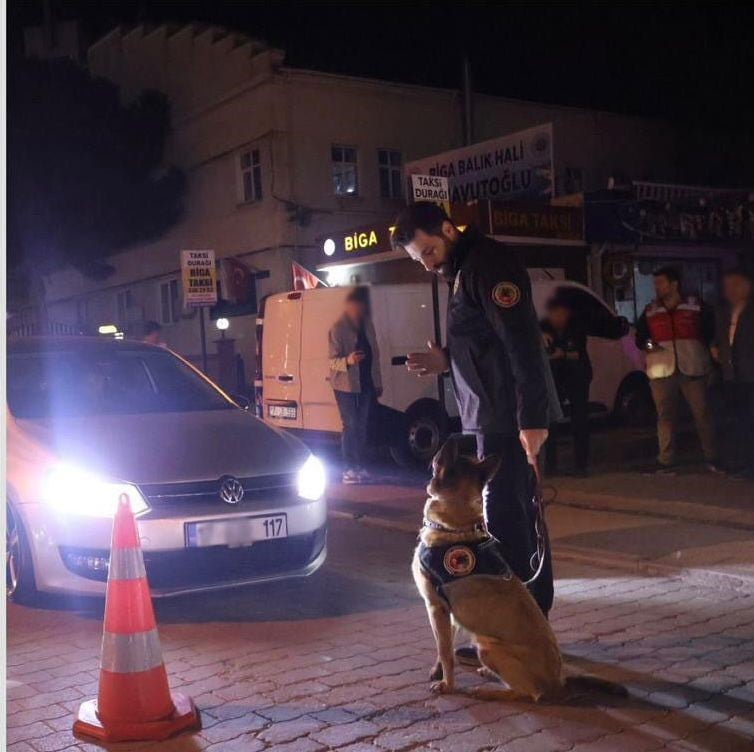 ÇANAKKALE’NİN BİGA İLÇESİNDE ‘UMUMA AÇIK İSTİRAHAT VE EĞLENCE YERLERİNE YÖNELİK ASAYİŞ UYGULAMASI’...