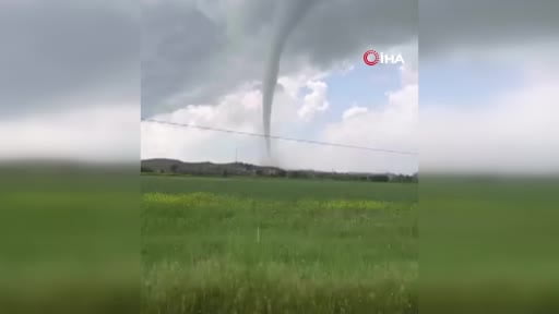 Çankırı'da dev hortum böyle görüntülendi