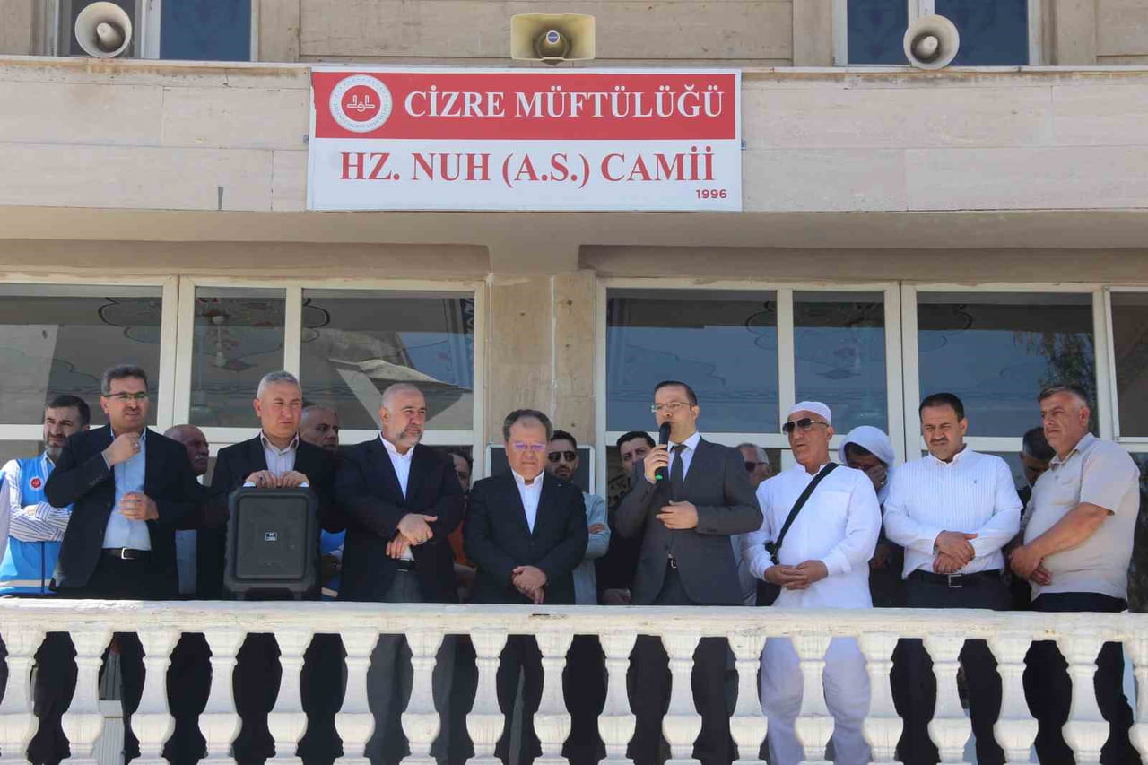 CİZRE KAYMAKAMI AHMET VEZİR BAYCAR KONUŞMA YAPTI