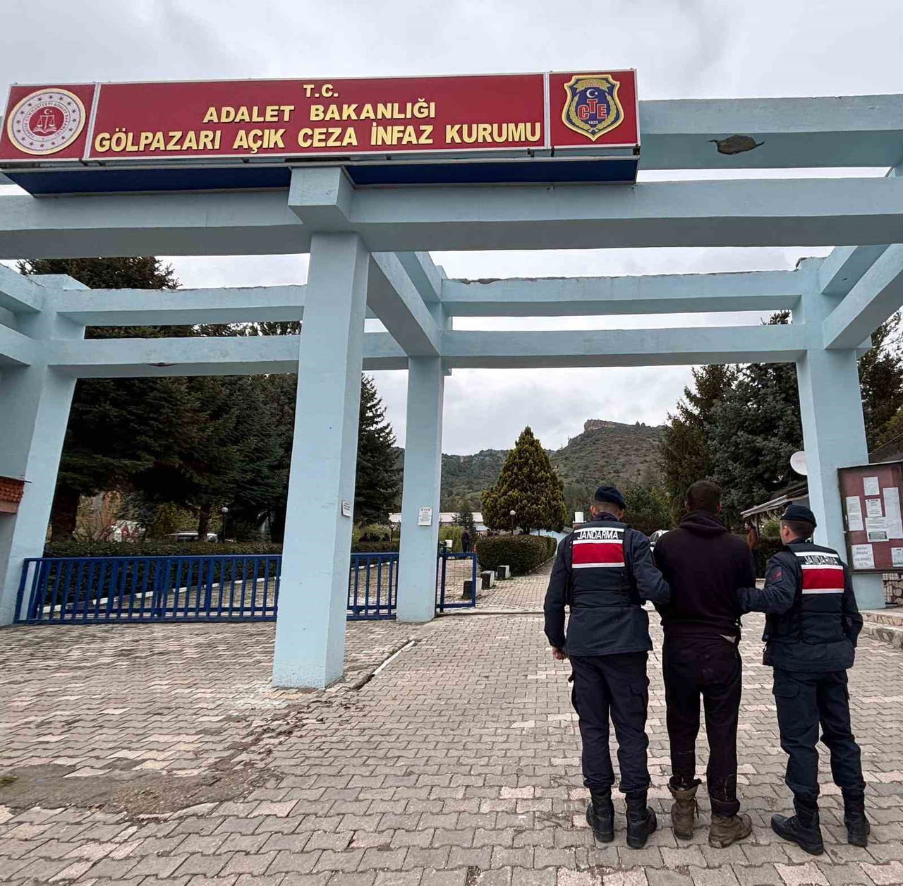 ÇOCUK İSTİSMARI SUÇUNDAN ARANAN ŞAHIS YAKALANDI
