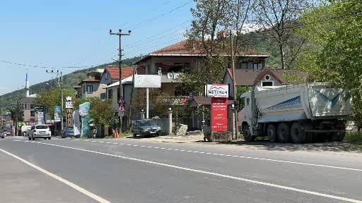 Çöp kamyonun ezdiği kadın hayatını kaybetti