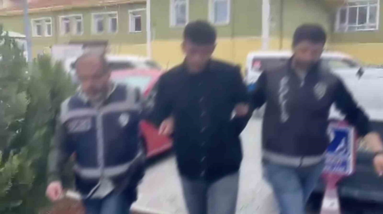 ÇORUM’UN SUNGURLU İLÇESİNDE İKİ KUZEN ARASINDA ÇIKAN VE 1 KİŞİNİN YARALANDIĞI OLAYDA ŞÜPHELİ...