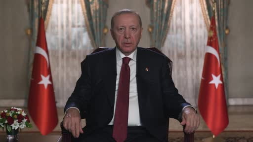 Cumhurbaşkanı Erdoğan: "Etrafımızdaki toz bulutu dağıldıktan sonra inşallah yeni dönemin parlayan...