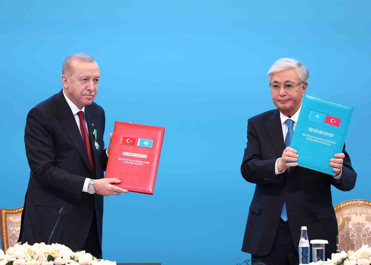 CUMHURBAŞKANI RECEP TAYYİP ERDOĞAN'IN ASTANA ZİYARETİ ÇERÇEVESİNDE TÜRKİYE İLE KAZAKİSTAN ARASINDA...