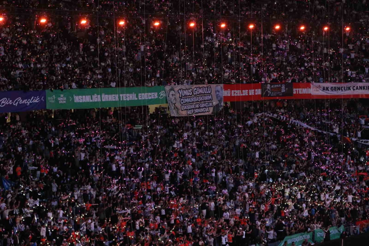 CUMHURBAŞKANI RECEP TAYYİP ERDOĞAN, AK PARTİ GENÇLİK KOLLARI TARAFINDAN TURKA KOCAELİ STADYUMU'NDA...