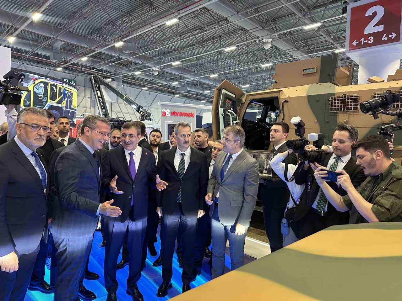 CUMHURBAŞKANI YARDIMCISI CEVDET YILMAZ, İSTANBUL’DA DÜZENLENEN SAHA EXPO ULUSLARARASI SAVUNMA...