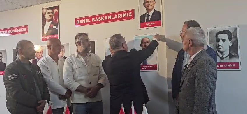CUMHURİYET HALK PARTİSİ (CHP) AKÇAKOCA İLÇE BAŞKANI TUĞRUL ABANOZ, KEMAL KILIÇDAROĞLU'NUN PARTİ...