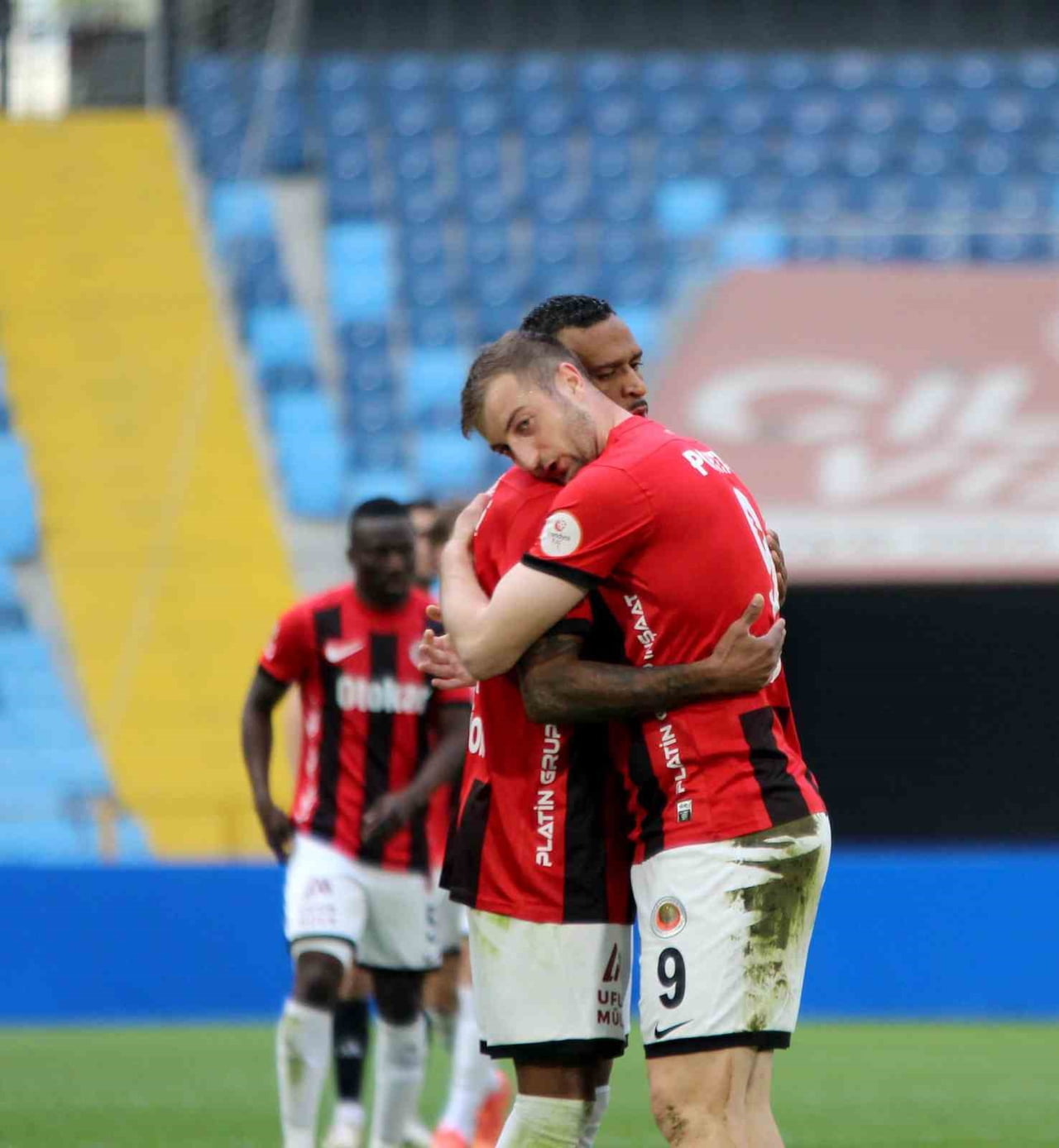 DANİEL POPA (ARŞİV)