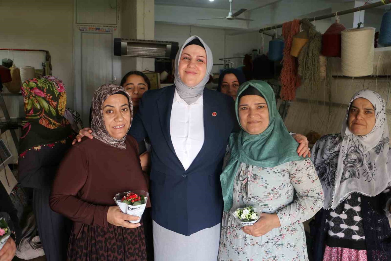 DEMİR, “GELECEKTE ANNE OLACAK ANNE ADAYLARI, KIZ ÇOCUKLARIMIZIN DA ANNELER GÜNÜ’NÜ KUTLUYORUZ....