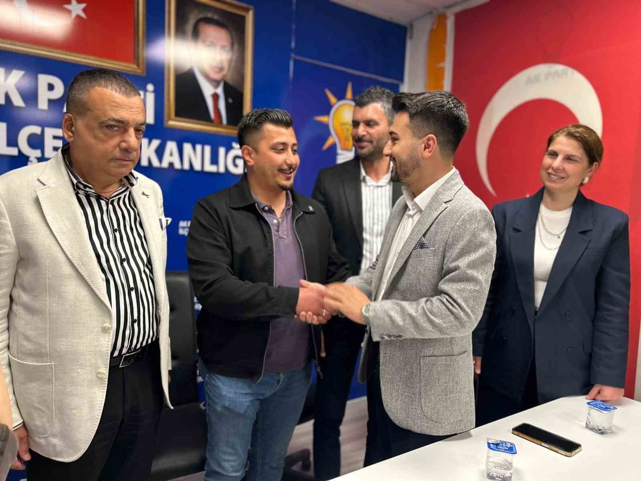 DENİZLİ'DE DİKKAT ÇEKEN BİR GEÇİŞ YAŞANDI. CHP ÇARDAK İLÇE GENÇLİK KOLLARI BAŞKANLIĞI GÖREVİNİ...