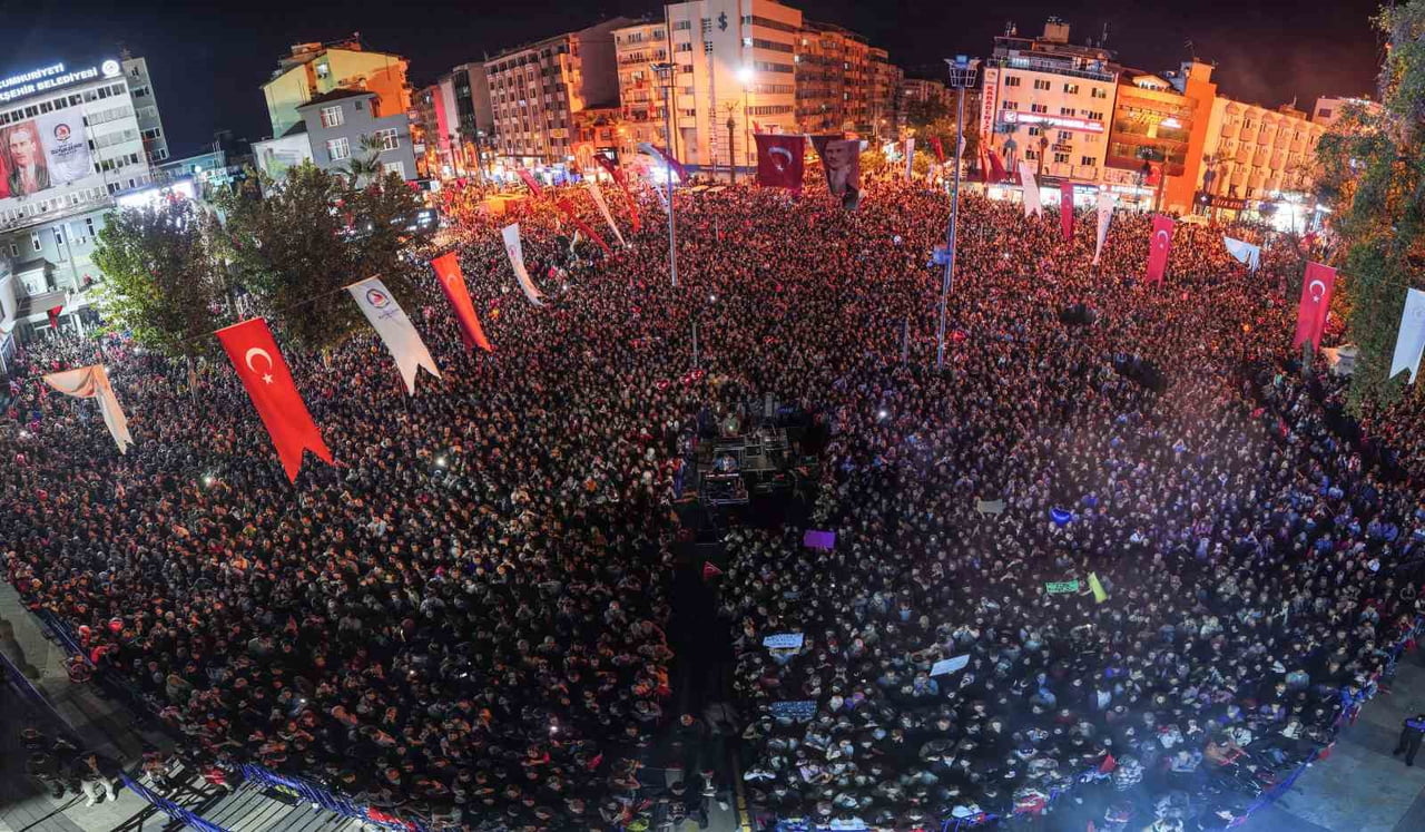 DENİZLİ BÜYÜKŞEHİR BELEDİYESİ, 19 MAYIS ATATÜRK’Ü ANMA, GENÇLİK VE SPOR BAYRAMI’NI KONSERLERDEN...