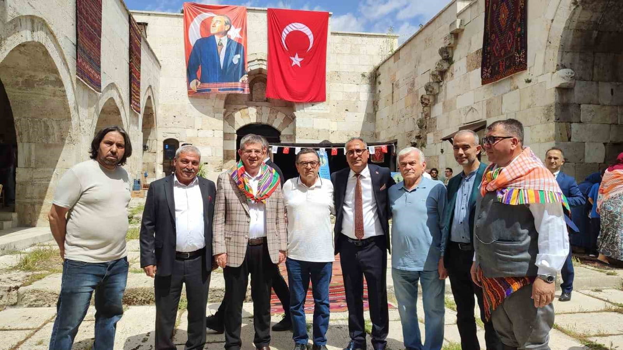 DENİZLİ’DE EFE VE YÖRÜK KÜLTÜRÜNÜ YAŞATMAK AMACIYLA FAALİYETLERİNİ SÜRDÜREN DENİZLİ EFELERİ VE...