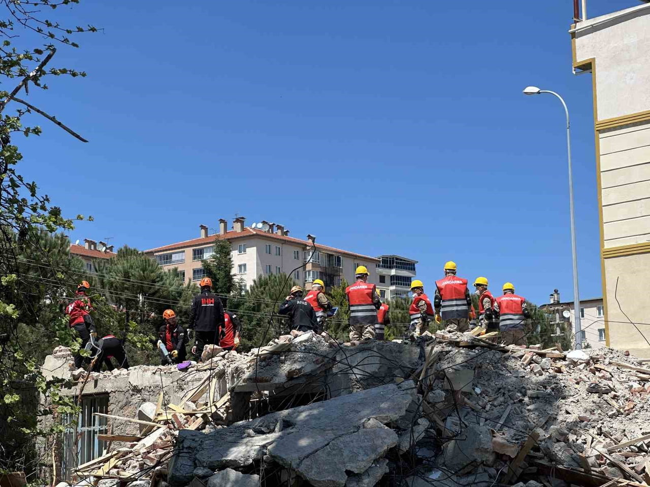 DENİZLİ’DE, İÇİŞLERİ BAKANLIĞI AFET VE ACİL DURUM YÖNETİMİ BAŞKANLIĞI (AFAD) KOORDİNASYONUNDA...