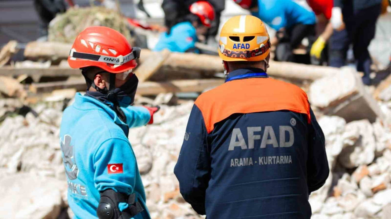 DENİZLİ’DE, İÇİŞLERİ BAKANLIĞI AFET VE ACİL DURUM YÖNETİMİ BAŞKANLIĞI (AFAD) KOORDİNASYONUNDA...