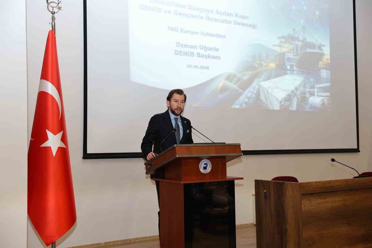 DENİZLİ’DE ÜNİVERSİTELİ GENÇLERE YÖNELİK DÜZENLENEN KARİYER SOHBETLERİNE KONUK OLAN DENİB BAŞKANI...