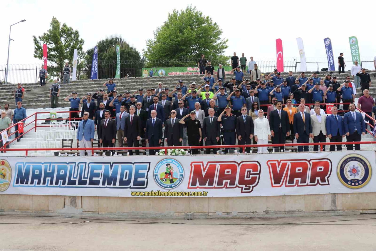DENİZLİ EMNİYET MÜDÜRLÜĞÜ TARAFINDAN BU YIL ÜÇÜNCÜSÜNÜ DÜZENLENEN VE İLK KEZ İLÇELERİNDE...
