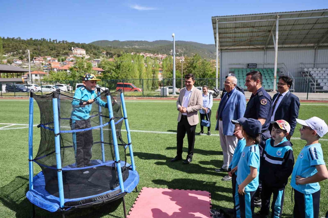 DENİZLİ’NİN ÇAMELİ İLÇESİNDE, "CİTTASLOW ÇOCUK ŞENLİĞİ" ETKİNLİKLERİ KAPSAMINDA GERÇEKLEŞTİRİLEN...
