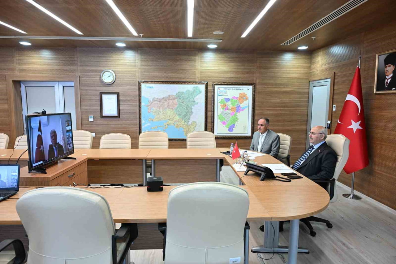 DENİZLİ VALİSİ YAVUZ SELİM KÖŞGER, KÜLTÜR VE TURİZM BAKAN YARDIMCI NADİR ALPASLAN BAŞKANLIĞINDA...