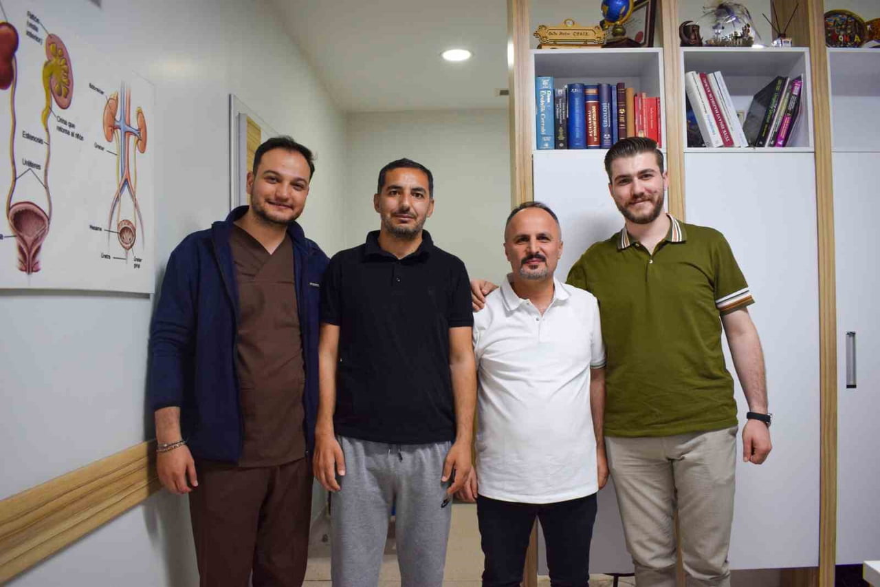 DEPREMZEDE HASTANIN ÜRETRA DARLIĞI ÖZEL ANKA HASTANESİ’NDE KALICI OLARAK TEDAVİ EDİLDİ.
