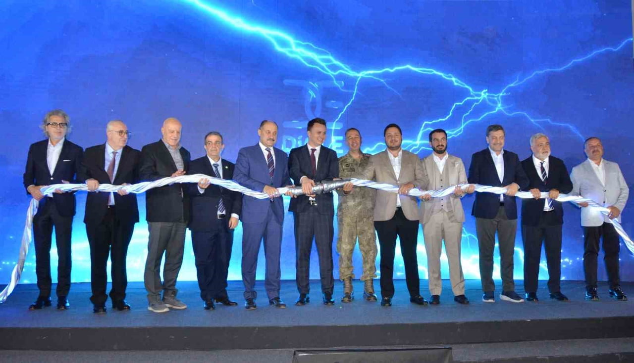 DİCLE ELEKTRİK TARAFINDAN HAYATA GEÇİRİLEN DİCLEFEST’İN DÖRDÜNCÜSÜ ŞANLIURFA’DA KAPILARINI...