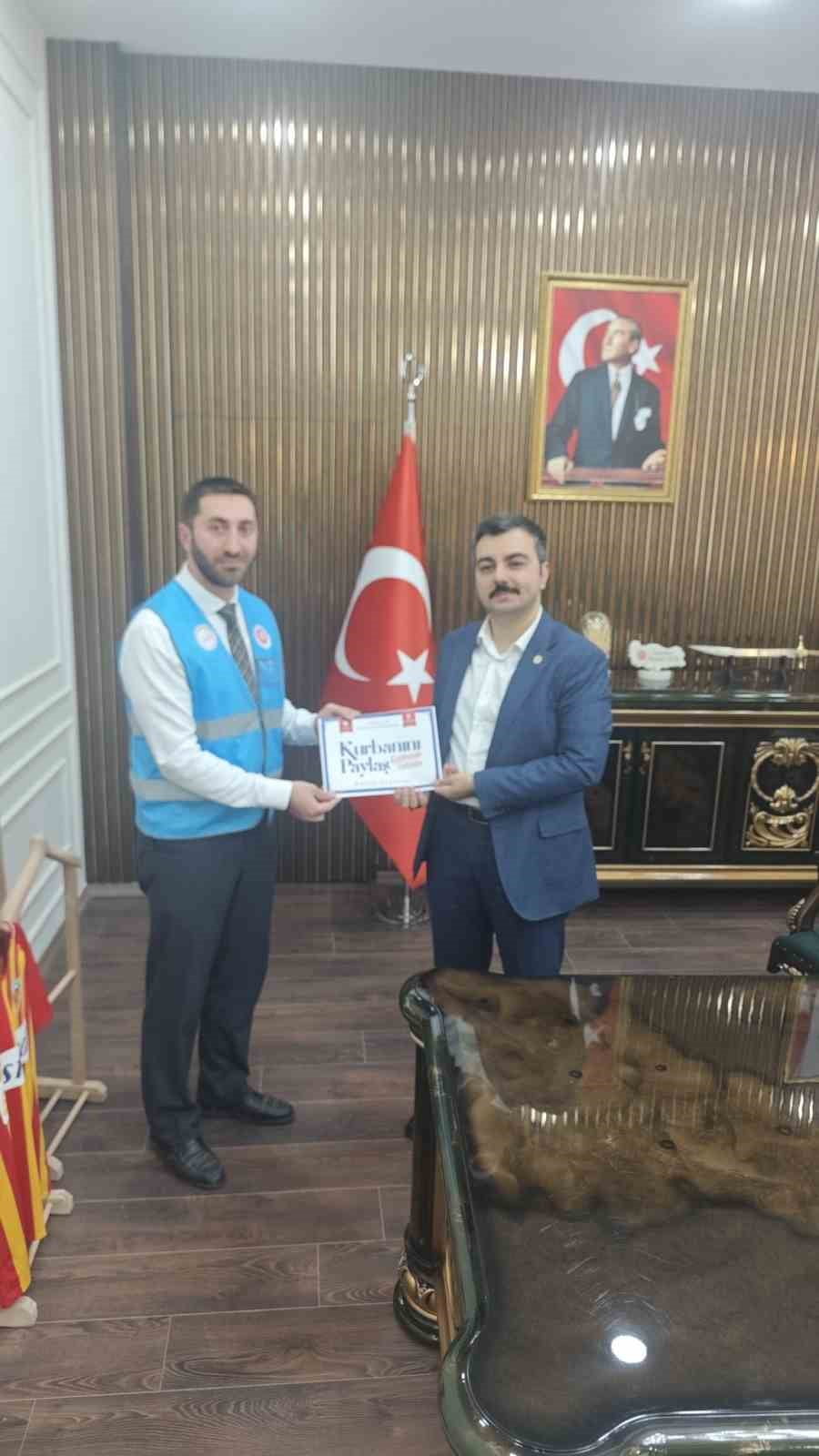 DİCLE KAYMAKAMI MUSTAFA ATIŞ, 2026 YILI VEKALETLE KURBAN ORGANİZASYONU KAPSAMINDA, TÜRKİYE DİYANET...