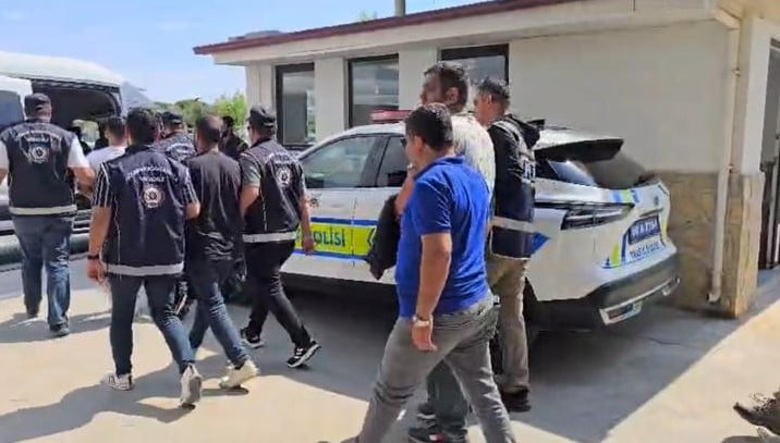 DİDİM’DE 34 DÜZENSİZ GÖÇMEN YAKALANDI, 3 ORGANİZATÖR TUTUKLANDI