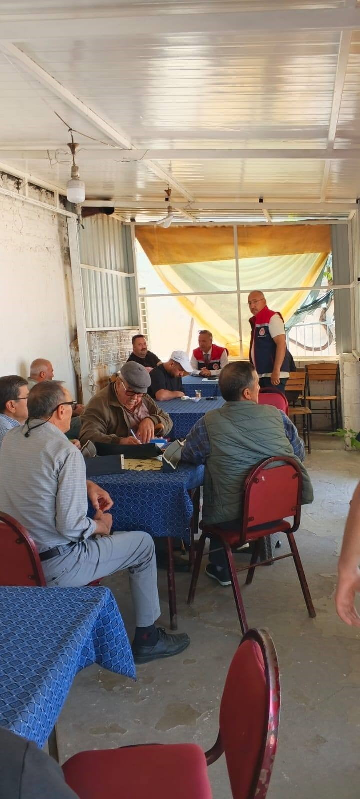 DİDİM İLÇE TARIM VE ORMAN MÜDÜRLÜĞÜ TARAFINDAN AKYENİKÖY MAHALLESİ’NDE ÜRETİCİLERLE BİR ARAYA...