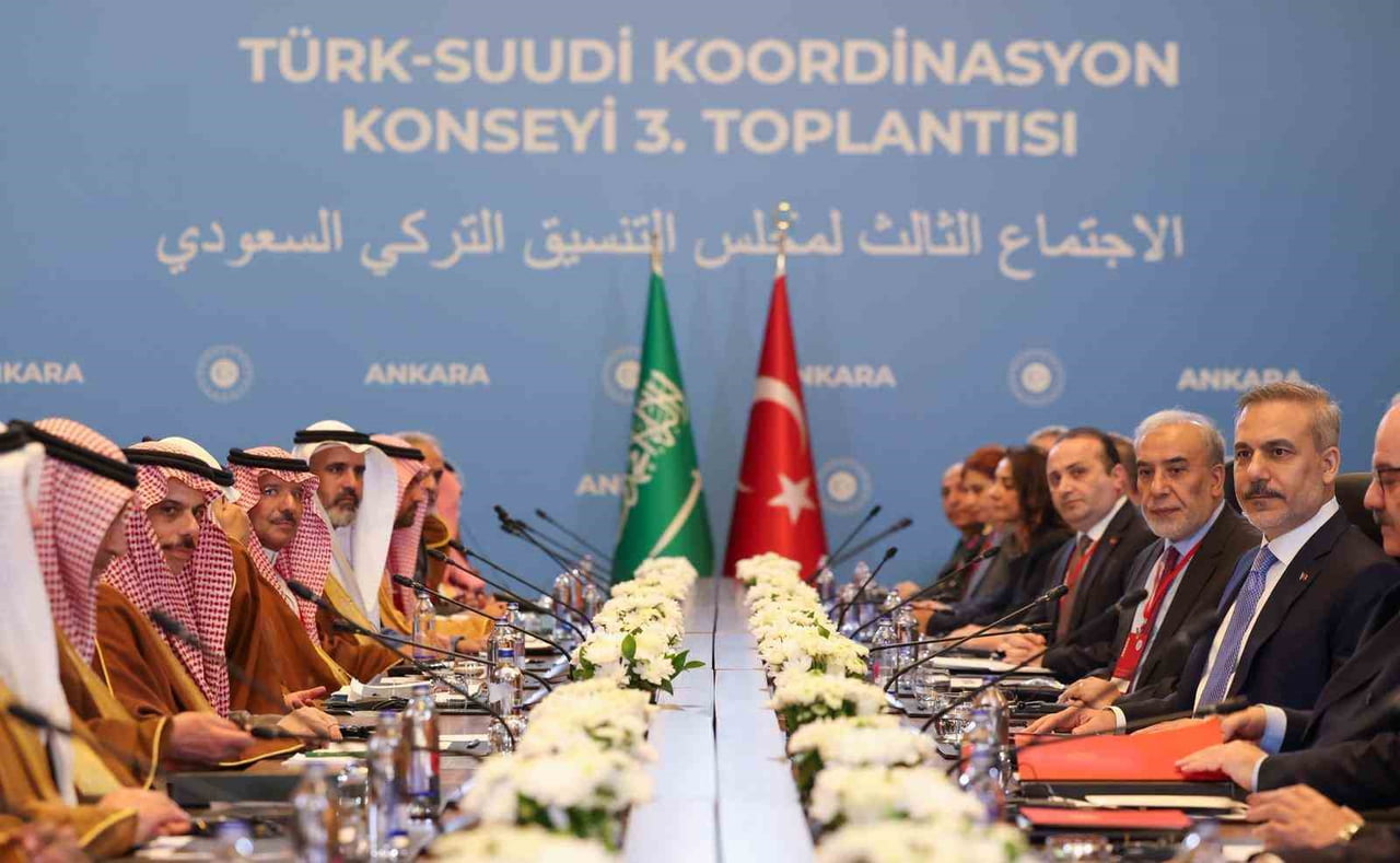 DIŞİŞLERİ BAKANI HAKAN FİDAN İLE SUUDİ ARABİSTAN DIŞİŞLERİ BAKANI PRENS FAYSAL BİN FERHAN...