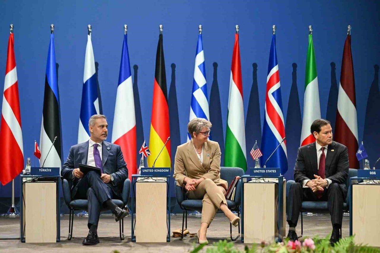 DIŞİŞLERİ BAKANI HAKAN FİDAN, İSVEÇ’İN HELSİNGBORG KENTİNDE DÜZENLENEN NATO DIŞİŞLERİ BAKANLARI...