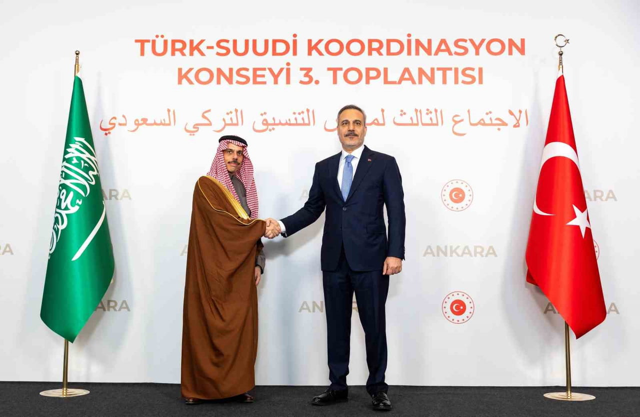 DIŞİŞLERİ BAKANI HAKAN FİDAN, SUUDİ ARABİSTAN DIŞİŞLERİ BAKANI PRENS FAYSAL BİN FERHAN AL-SUUD İLE...