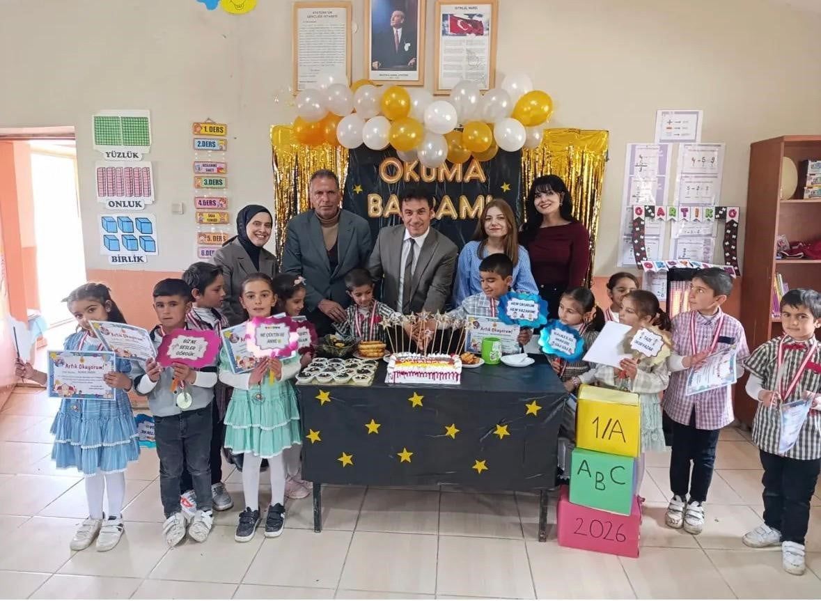 DİYADİN’DE MİNİKLERDEN OKUMA BAYRAMI ETKİNLİĞİ
