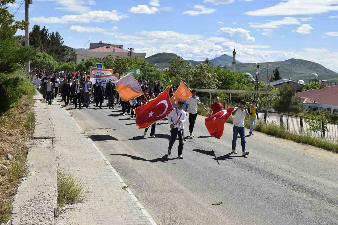 DİYARBAKIR'IN DİCLE VE ÇERMİK İLÇESİNDE 19 MAYIS ATATÜRK'Ü ANMA, GENÇLİK VE SPOR BAYRAMI, BİR DİZİ...