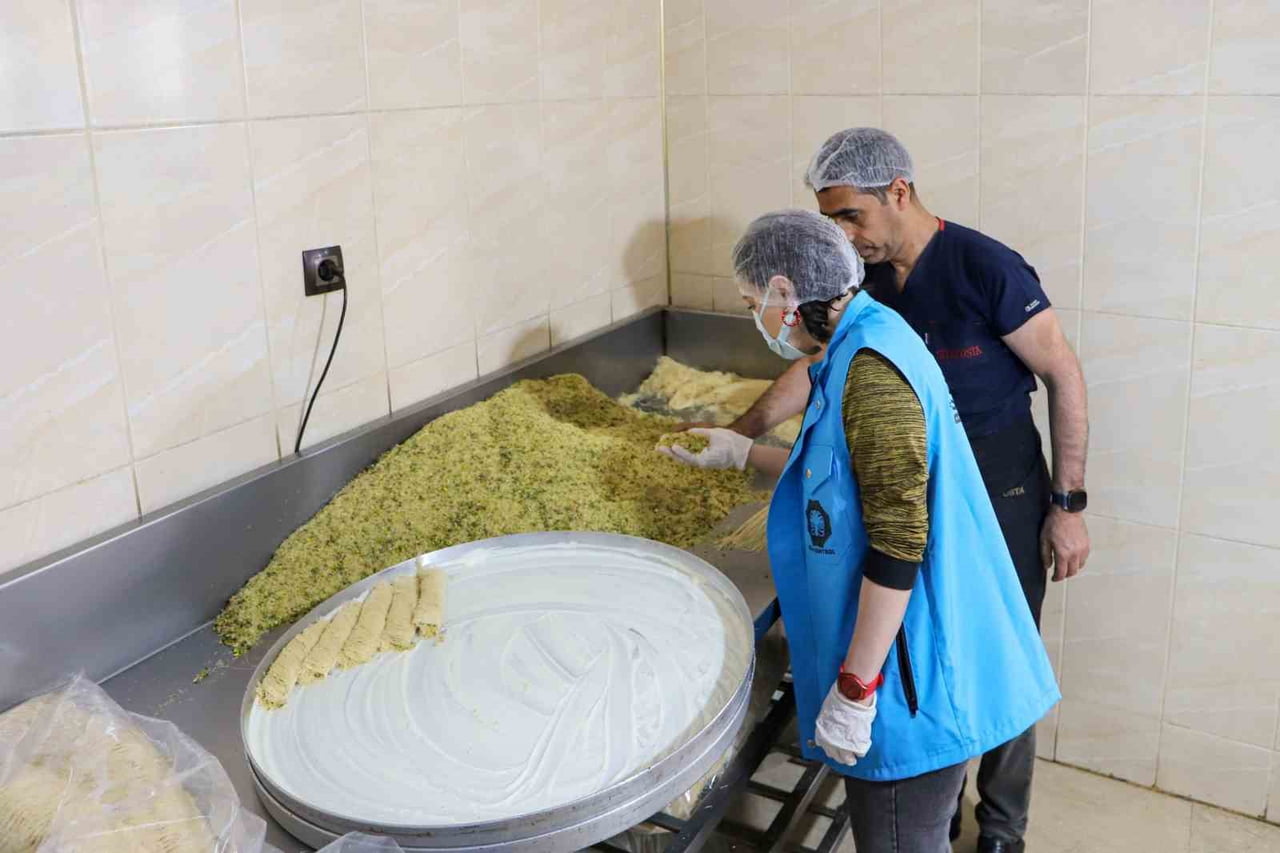 DİYARBAKIR BÜYÜKŞEHİR BELEDİYESİ, KURBAN BAYRAMI ÖNCESİ ARTAN GIDA ALIŞVERİŞİ NEDENİYLE MARKET...