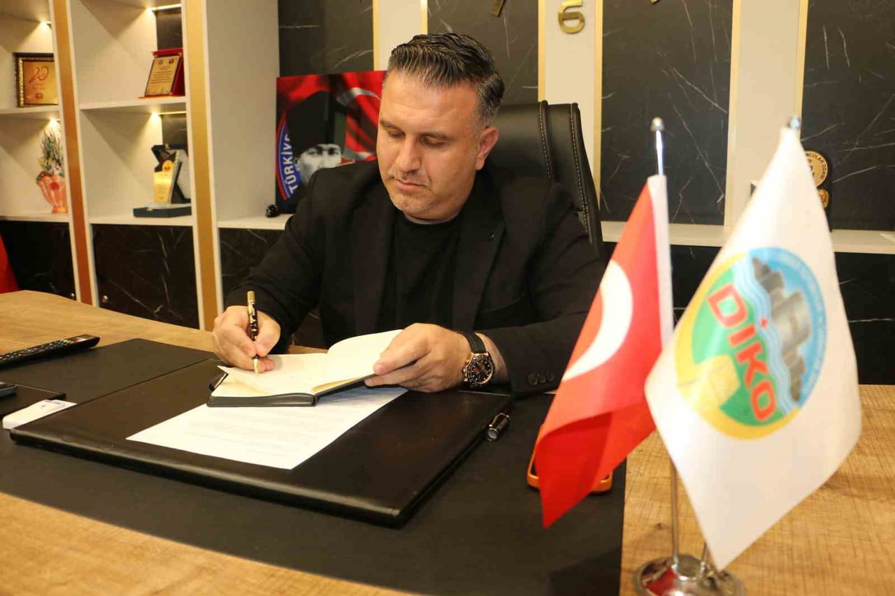 DİYARBAKIR KUYUMCULAR VE SARRAFLAR ODASI (DİKO) BAŞKANI ÖZER SANAL, GEÇTİĞİMİZ GÜNLERDE YENİ...
