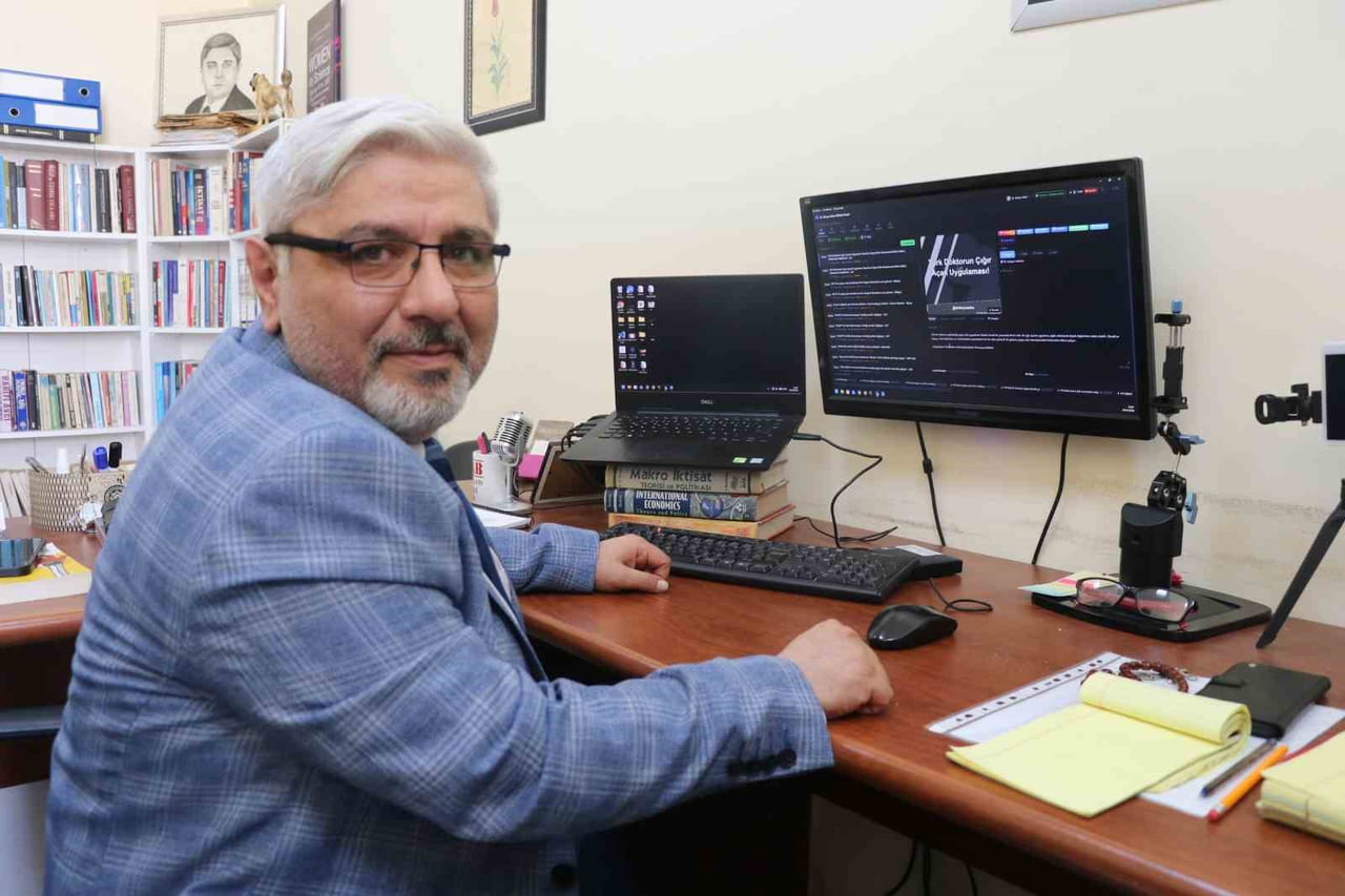 DOÇ. DR. SEFER DARICI TARAFINDAN GELİŞTİRİLEN MEDYA OTOMASYON PROGRAMI, HABER SİTELERİ VE İÇERİK...