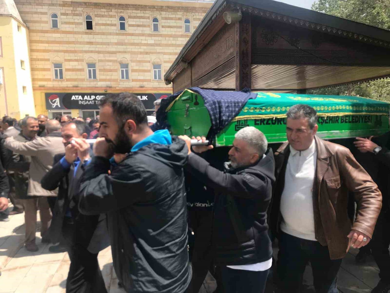 DOĞU ANADOLU GAZETECİLER CEMİYETİ ÜYELERİNDEN KAMERAMAN SUAT KANTARCI’NIN KAYINVALİDESİ MUAZZEZ...