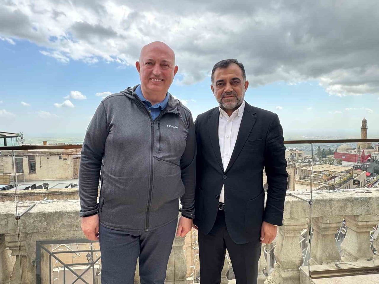 DOĞUŞ TEKNOLOJİ CEO’SU SEMİH İNCEDAYI VE MARDİN TİCARET VE SANAYİ ODASI BAŞKAN ADAYI VEYSİ...