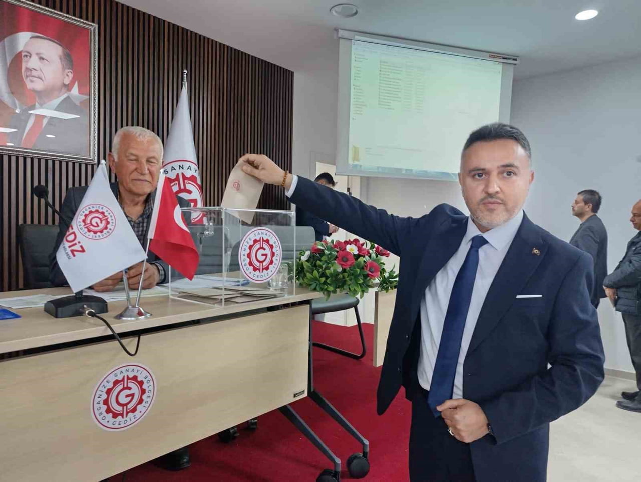 DR. YUNUS ALTINGEMİ