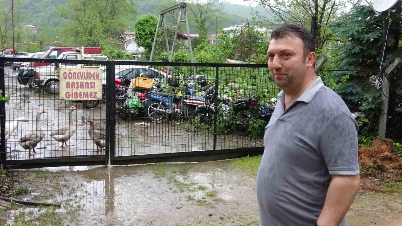DURSUN KARAHASAN, ARACIN BULUNDUĞU OTOPARKIN ÖNÜNDE AÇIKLAMA YAPTI